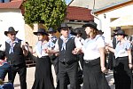 Country odpoledne na dvorku